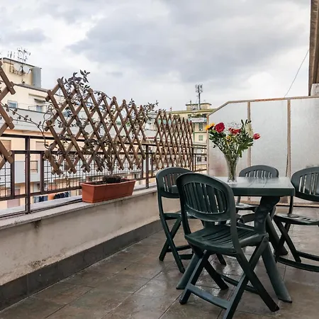 Guesthost - Flat With Terrace Near Malfitano *